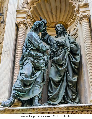 Christ Saint Thomas Statue Orsanmichele Church Florence Italy. Statue By Andrea Del Verrochio 1475