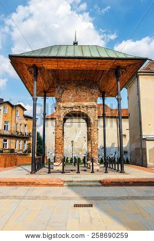 Tarnow, Poland, August 19, 2018: Remains Of Old Jewish Synagogue In Tarnow.