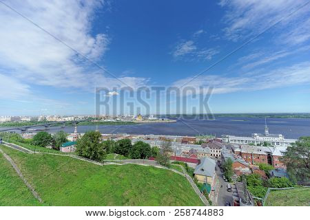 Nizhny Novgorod, Russia. - June 21.2018. View From The High Bank Of The Oka To Strelka Crossing The 