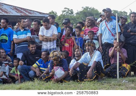 Bajawa, Indonesia - May 19: Unidentified People Watching Traditional Boxing Near  Bajawa In East Nus
