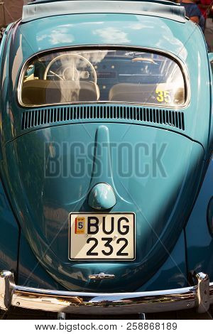 Saalbach-hinterglemm, Austria - June 21 2018: Vintage Car Volkswagen Beetle Oldsmobile Veteran On Ju