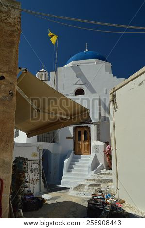 Facade Of A Beautiful House Of Pyrgos Kallistis On The Island Of Santorini. Travel, Cruises, Archite