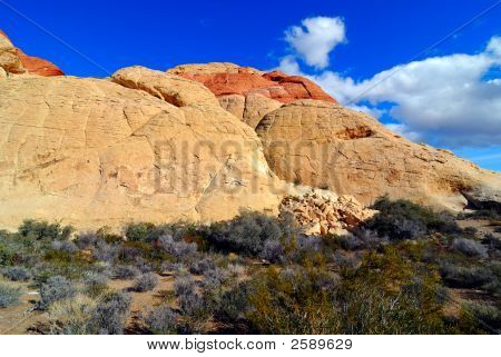 Red Rock proti modré obloze