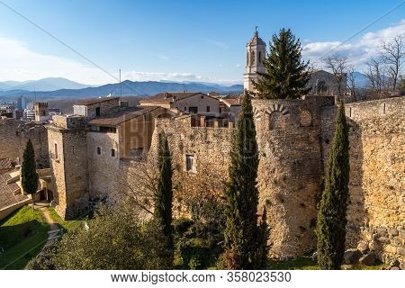 Gerona, Spain - January 28, 2020: Landscape Of Medieval Town Gerona With Bell Tower Of Santa Maria C