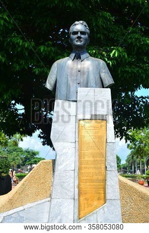 Manila, Ph - July 6: President Diosdado Macapagal Head Bust Statue On July 6, 2016 In Manila, Philip