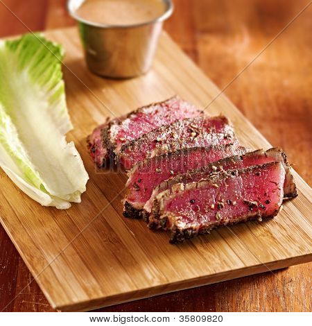 ทูน่า seared ahi