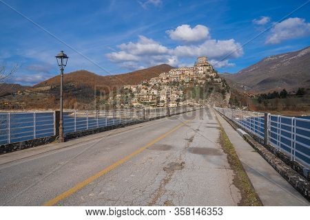 Picturesque Landscape On Lake Turano With Castel Di Tora