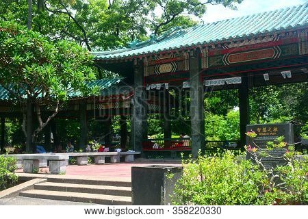 Manila, Ph - July 6: Pavilion Design At Chinese Garden Inside Rizal Park On July 6, 2016 In Manila, 