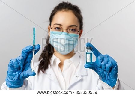 Doctors, Infectionist, Research And Covid19 Concept. Portrait Of Young Asian Infectionist, Female Nu