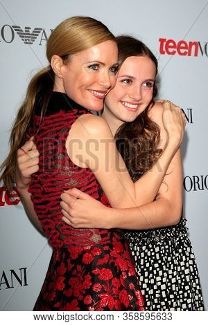 LOS ANGELES - SEP 12:  Leslie Mann, Maude Apatow 1209 at the Teen Vogue's Annual Young Hollywood Party at the Private Location on September 12, 2012 in Beverly Hills, CA