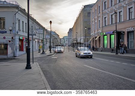 Moscow, Russia - 20 March, 2020, Ornate Buildings Line The Streets Of Kitay-gorod. Empty Street.