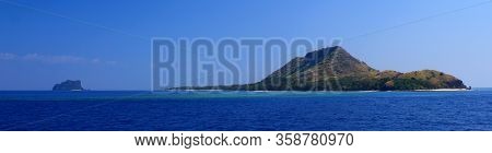Panoramic View: Beautiful Islands In The Pacific Ocean / Travelling With The Ferry From Fiji / Viti 