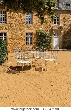 Eyrignac, France - September 2, 2018: The Manor Of Artaban In The Picturesque Jardins Du Manoir D Ey