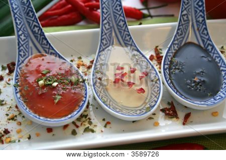 Asiatische Saucen