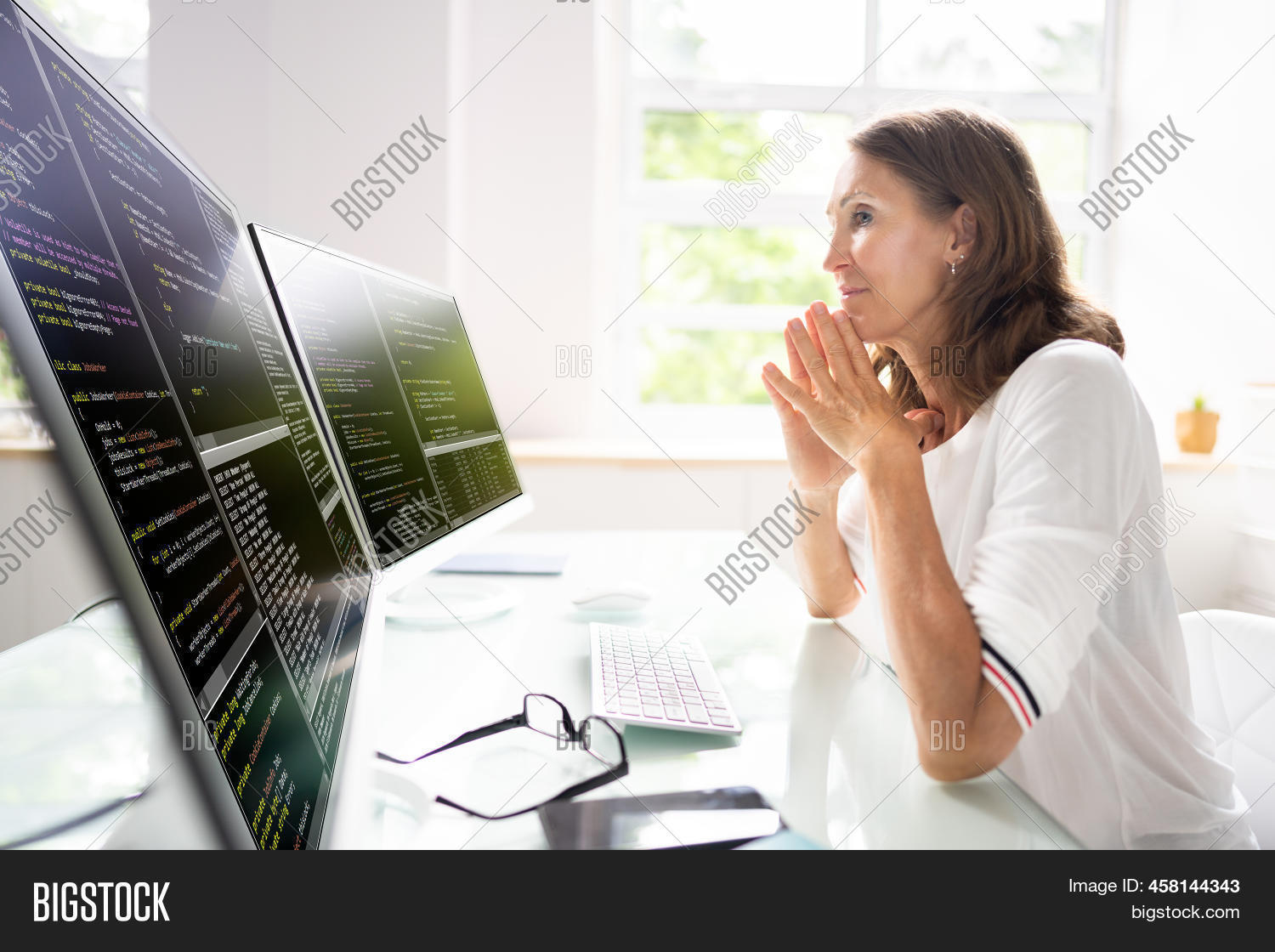 Programmer Woman Image & Photo (Free Trial) | Bigstock