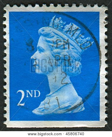 UK-เซอร์กา 1989:A แสตมป์ที่พิมพ์ในประเทศอังกฤษแสดงรูปของ Elizabeth II เป็นพระมหากษัตริย์รัฐธรรมนูญของ 16 