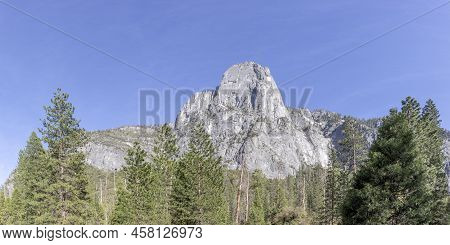 Scenic View To Yosemite Valley With El Captan And Half Dome, Usa