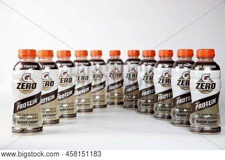 January 8, 2022. New York, Usa. Hydrating Drink With Zero Sugar And Electrolytes From Gatorade.