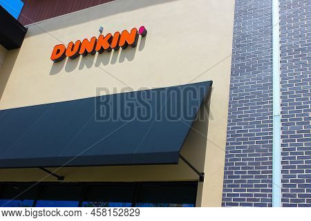 Dunkin Donut Store In Miami, Florida, Usa