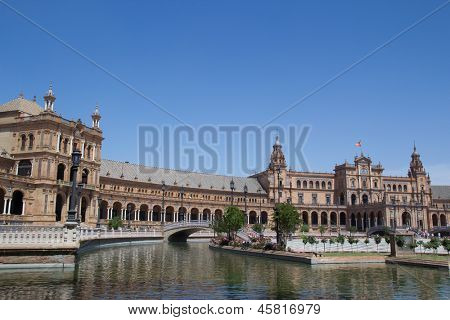 Sevilla, Spanien - 14 Mai: Touristischen Besuch der Plaza de España am 14. Mai 2013 in Sevilla, Spanien. Die