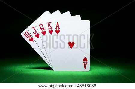 Quinte Flush royale coeurs