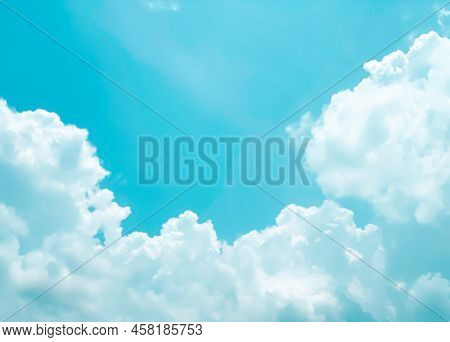 Abstract Cloudy Background, Beautiful Natural Streaks Of Sky And Clouds,\\\\nbeautiful Natural Lands