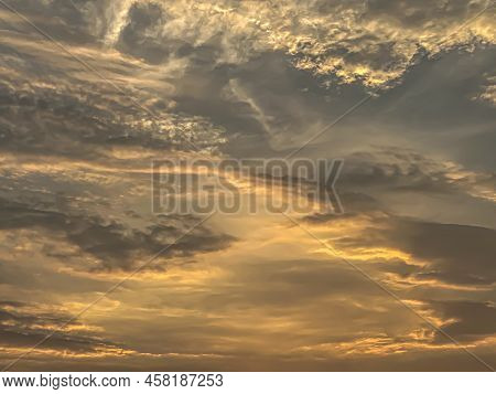 Abstract Cloudy Background, Beautiful Natural Streaks Of Sky And Clouds, Beautiful Natural Landscape