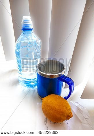 Still Life Of Glucose Tolerance Test - Water, Lemon, Dextrose, Cup. We Prepare A Solution For The Su