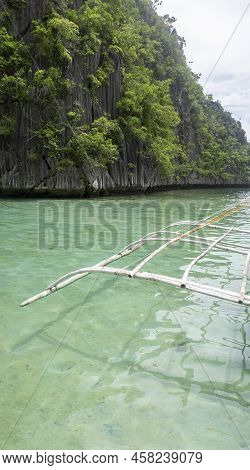 Pristine Beach Water At Palawan, An Archipelagic Province Of The Philippines That Is Located In The 