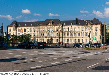 Hamburg, Germany - July 12, 2011 :  Museum Für Kunst Und Gewerbe . Applied Arts Museum Adjacent To A