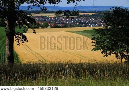 View Of The Lovely Heckengaeu Near Weissach