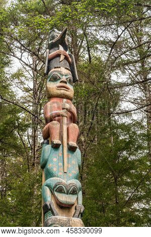 Sitka, Ak - 8 June 2022: Totem Poles Displayed In The Sitka National Historical Park In Alaska