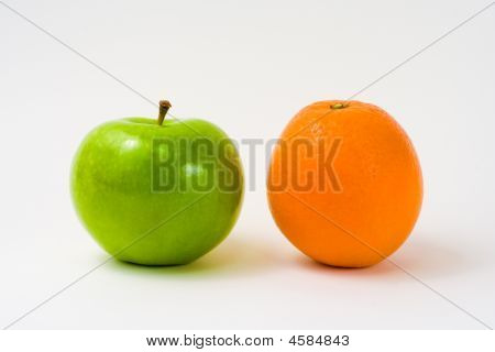 Et æble og appelsin