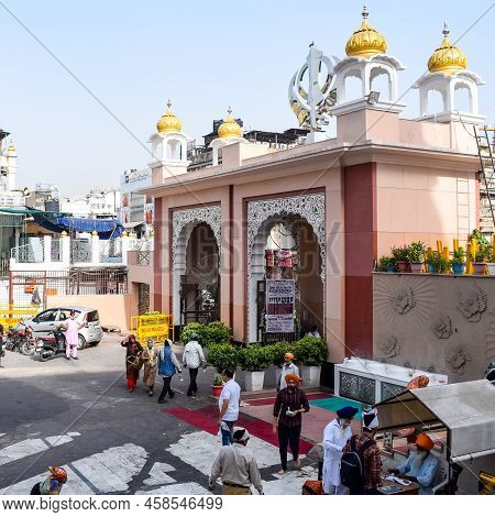 Old Delhi, India, April 15, 2022 - Gurudwara Sis Ganj Sahib Is One Of The Nine Historical Gurdwaras