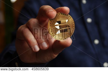 Solana Sol Stablecoin Cryptocurrency Golden Coin 3D Illustration