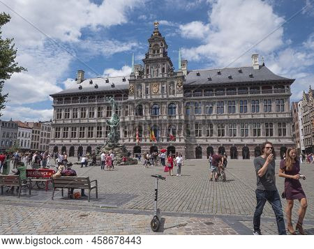 Antwerp, Belgium, 02 July 2022, Antwerp City Hall With People Walking On The Square