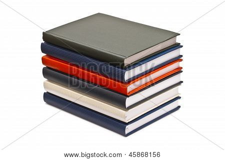 Pila di libri, isolato su sfondo bianco