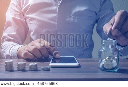 Online Banking Savings Concept, Online Investment Savings, Online Stock Investors, Internet Financia
