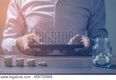 Online Banking Savings Concept, Online Investment Savings, Online Stock Investors, Internet Financia