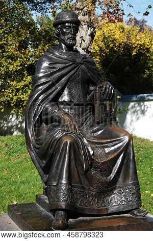 Monument Prince Igor Olegovich Chernigovsky