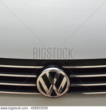 Volkswagen Chrome Metal Logo, Luxury Car In Istanbul City, June 27 2022 Istanbul Pendik Turkey Used 
