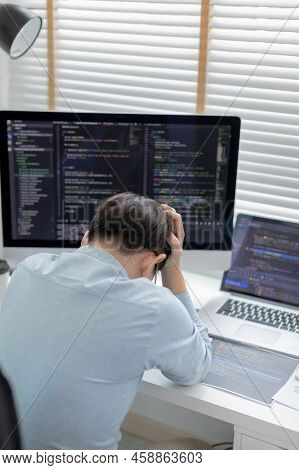 Professional development programmers are stress over failed jobs, Program does not work, Fail, Disap