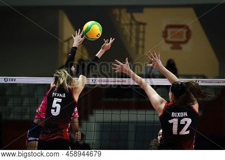 Istanbul, Turkey - February 02, 2022: Hanna Orthmann And Seyma Ercan In Action During Turk Hava Yoll
