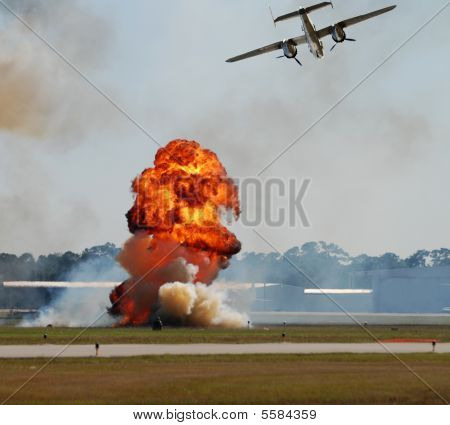 Letecké bombardování