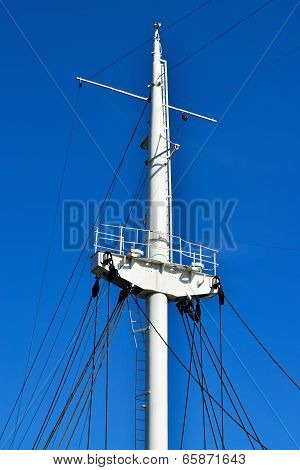 Mast Ship Closeup