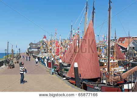 Tourists Visiting  The Fishing Days Of Urk, The Netherlands