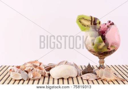 Ice Cream With Kiwi