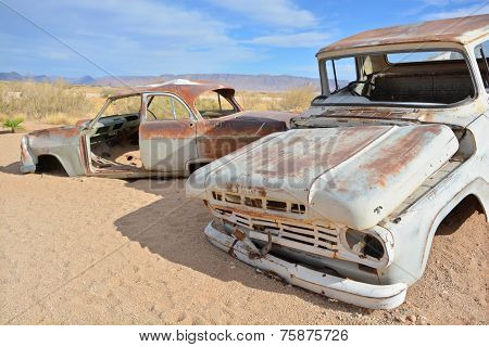 Abandoned car