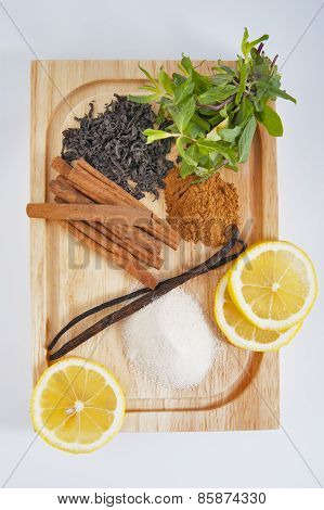 Set Spice Tea.