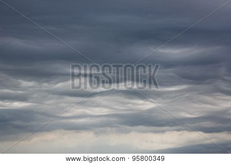 Dark Clouds Asperatus